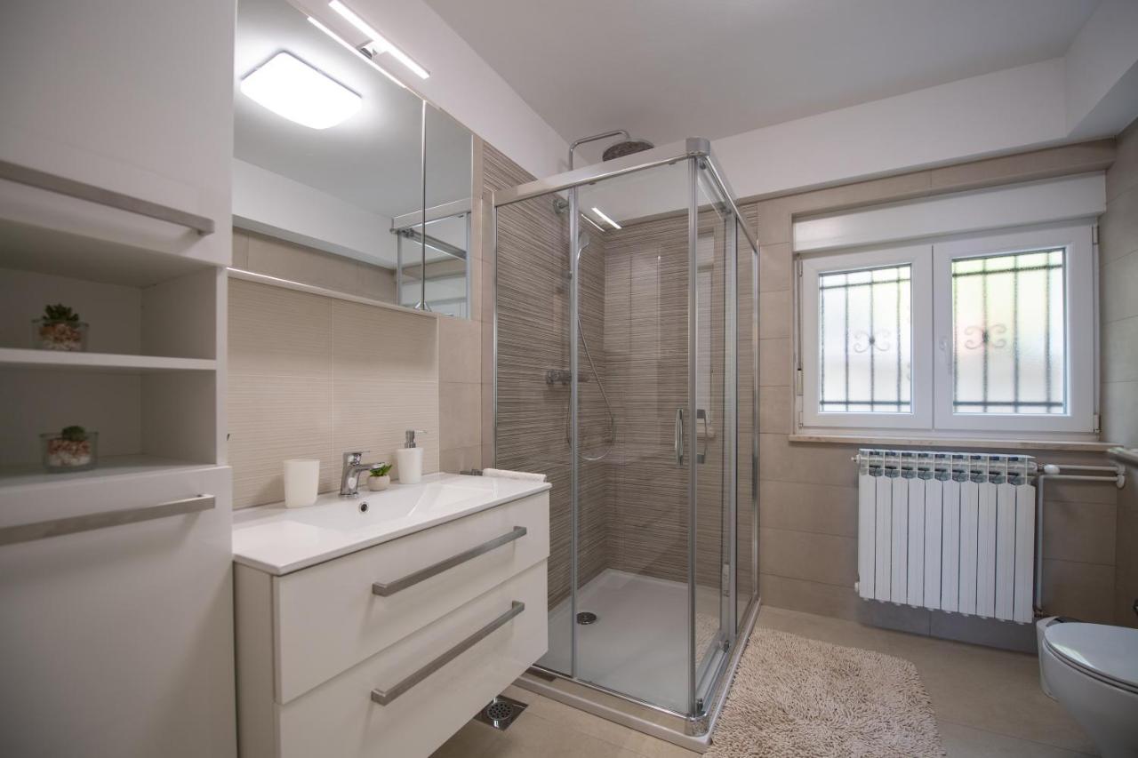 Apartman Sanja Опатия Екстериор снимка